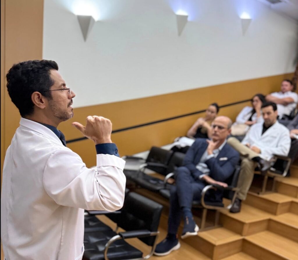 Palestra - A Angiofluoresceinografia e Angiografia com Indocianina Verde. @hospitalpacini