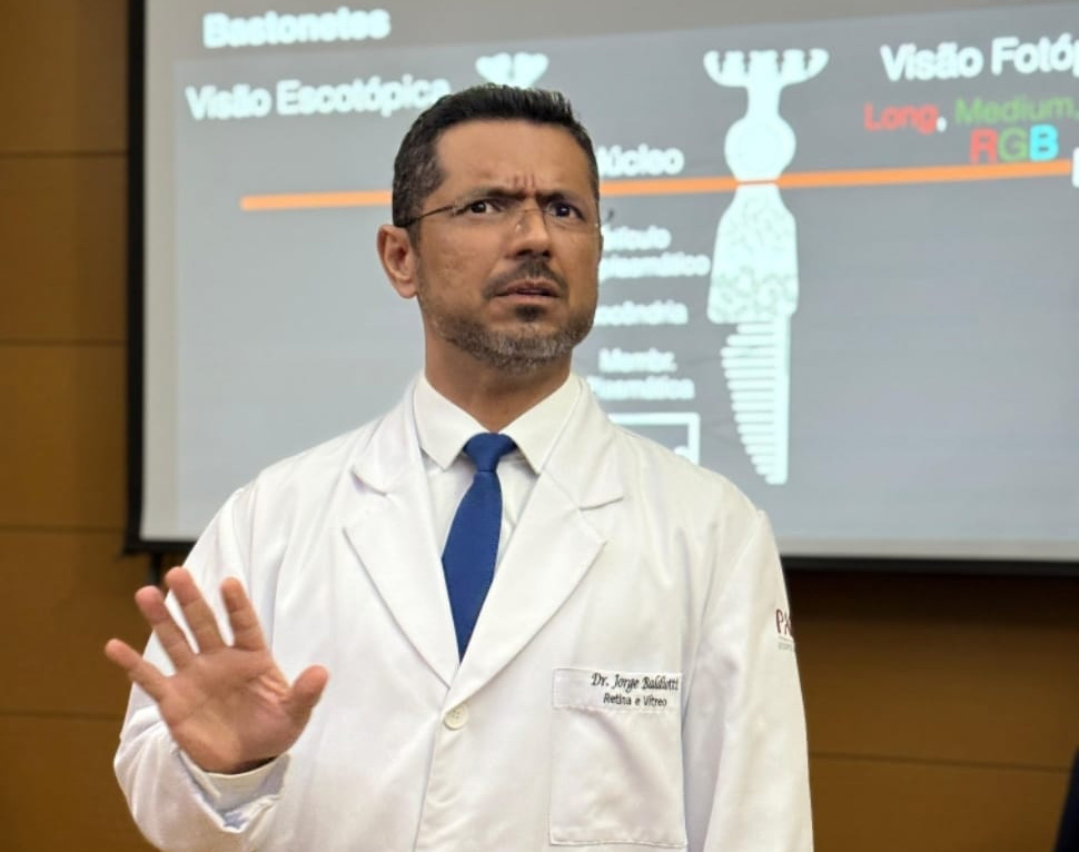 Palestra "A Anatomia da Retina e do Vítreo aplicadas à Clínica". @hospitalpacini